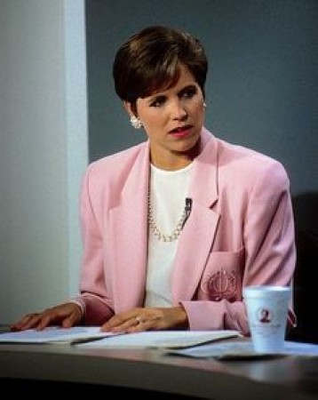 Savannah Guthrie Early Life